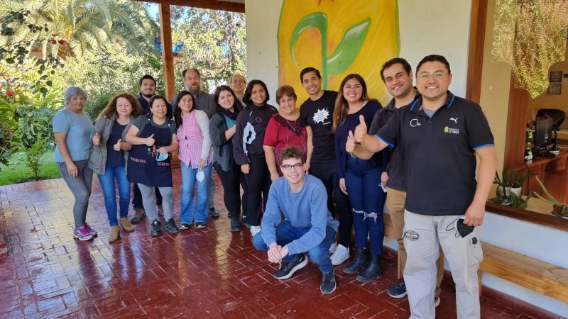 Parte del equipo profesional de Fundación La Semilla